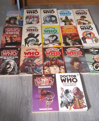 Doctor who target book bundle - book,