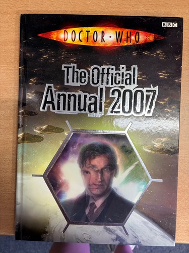 Doctor who the offical - doctor,