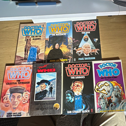Target books doctor who set - doctor, of