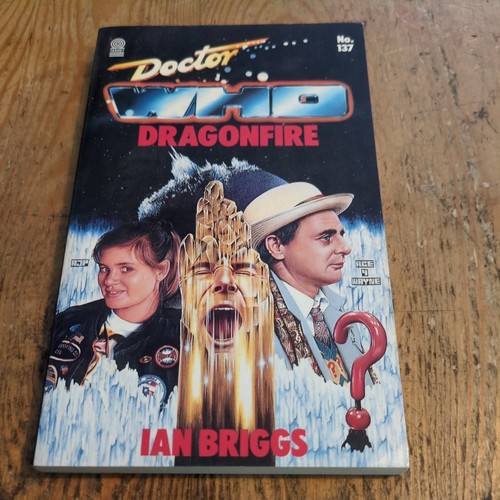Target who paperback book - dr,